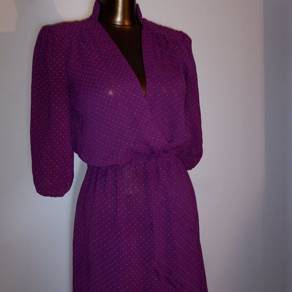 vintage 1970s-1980s v-neck mandarin collar, wrap-style chiffon dress - Picture 8 of 16